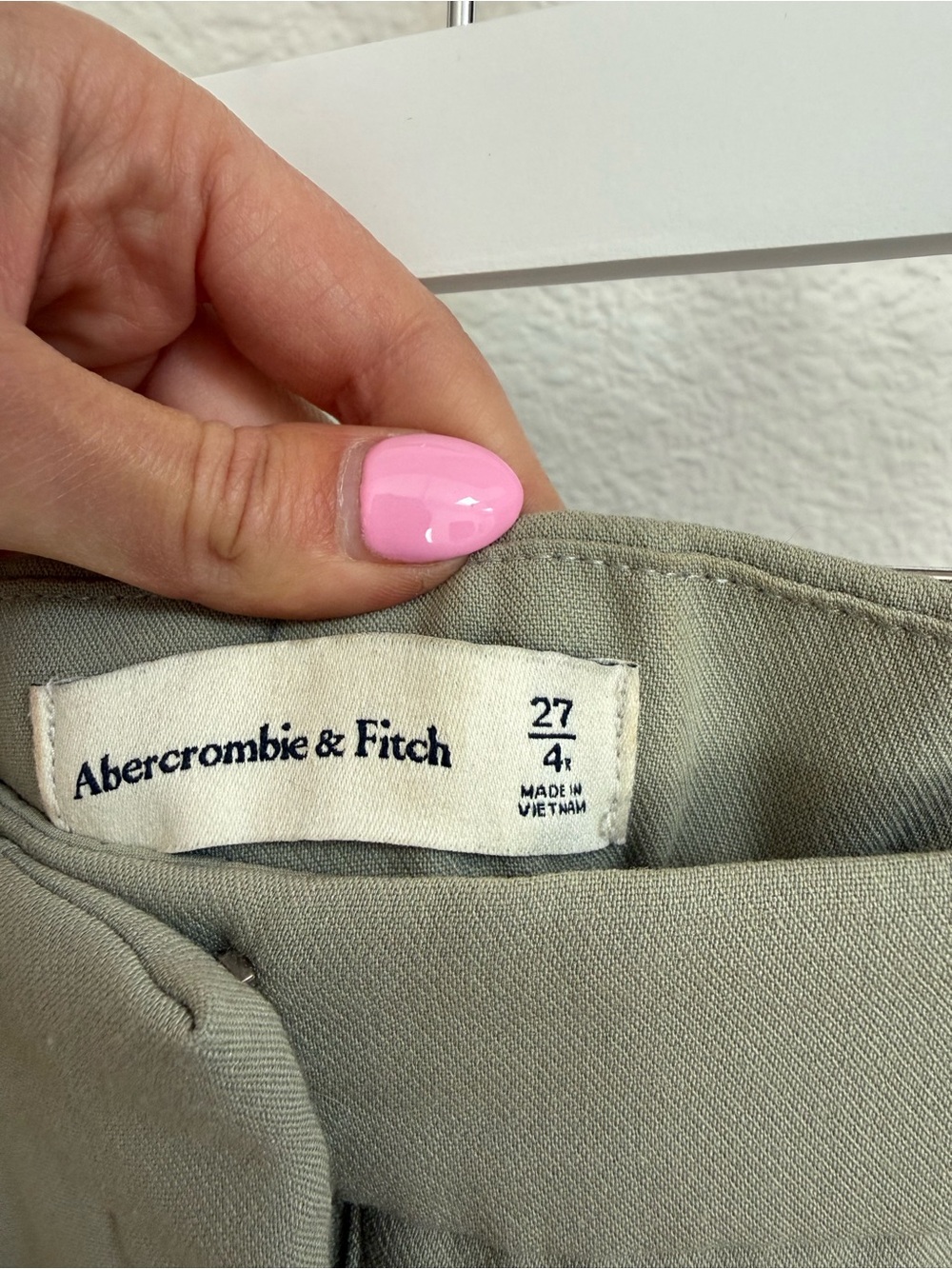 Abercrombie & Fitch Sloane Tailored Pant & Vest - Picture 3 of 6